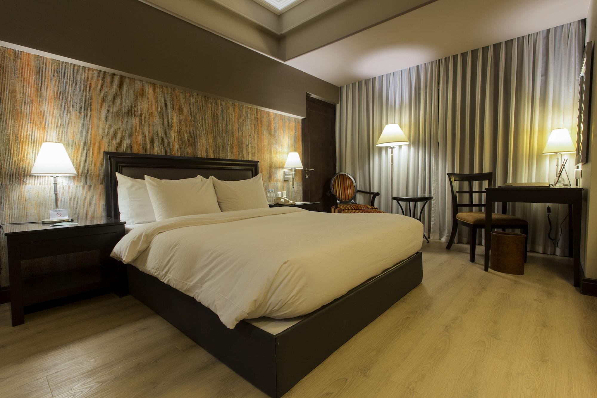 Hotel The Bellevue Manila Muntinlupa City Zewnętrze zdjęcie