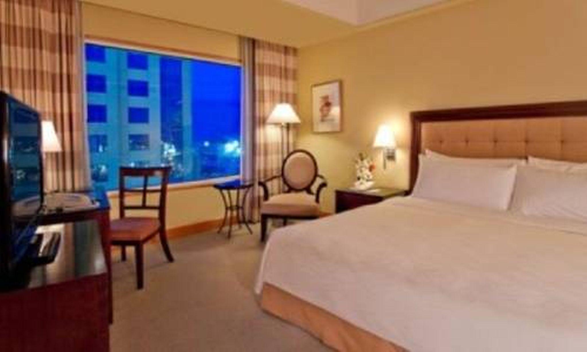 Hotel The Bellevue Manila Muntinlupa City Zewnętrze zdjęcie