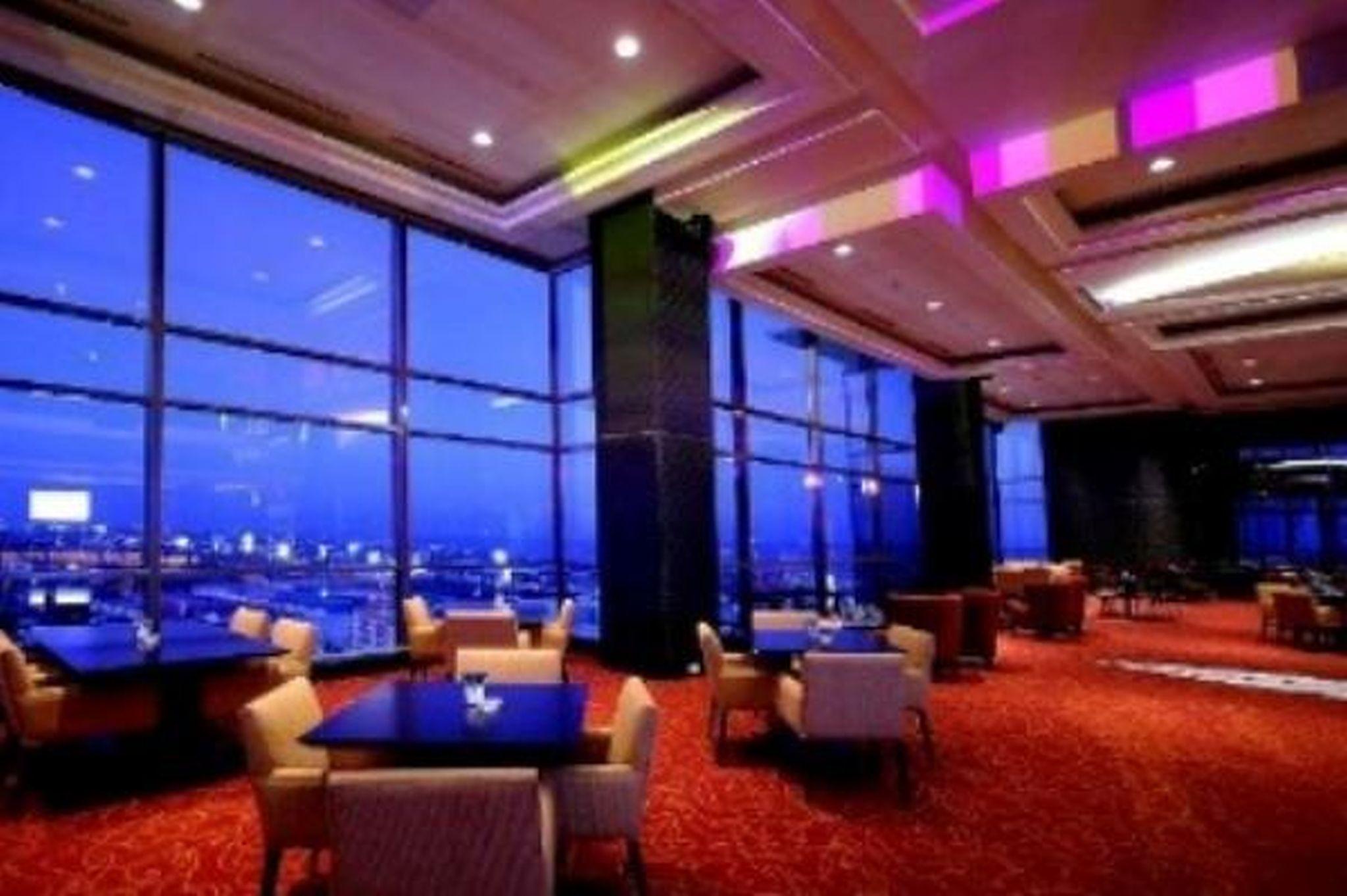 Hotel The Bellevue Manila Muntinlupa City Zewnętrze zdjęcie