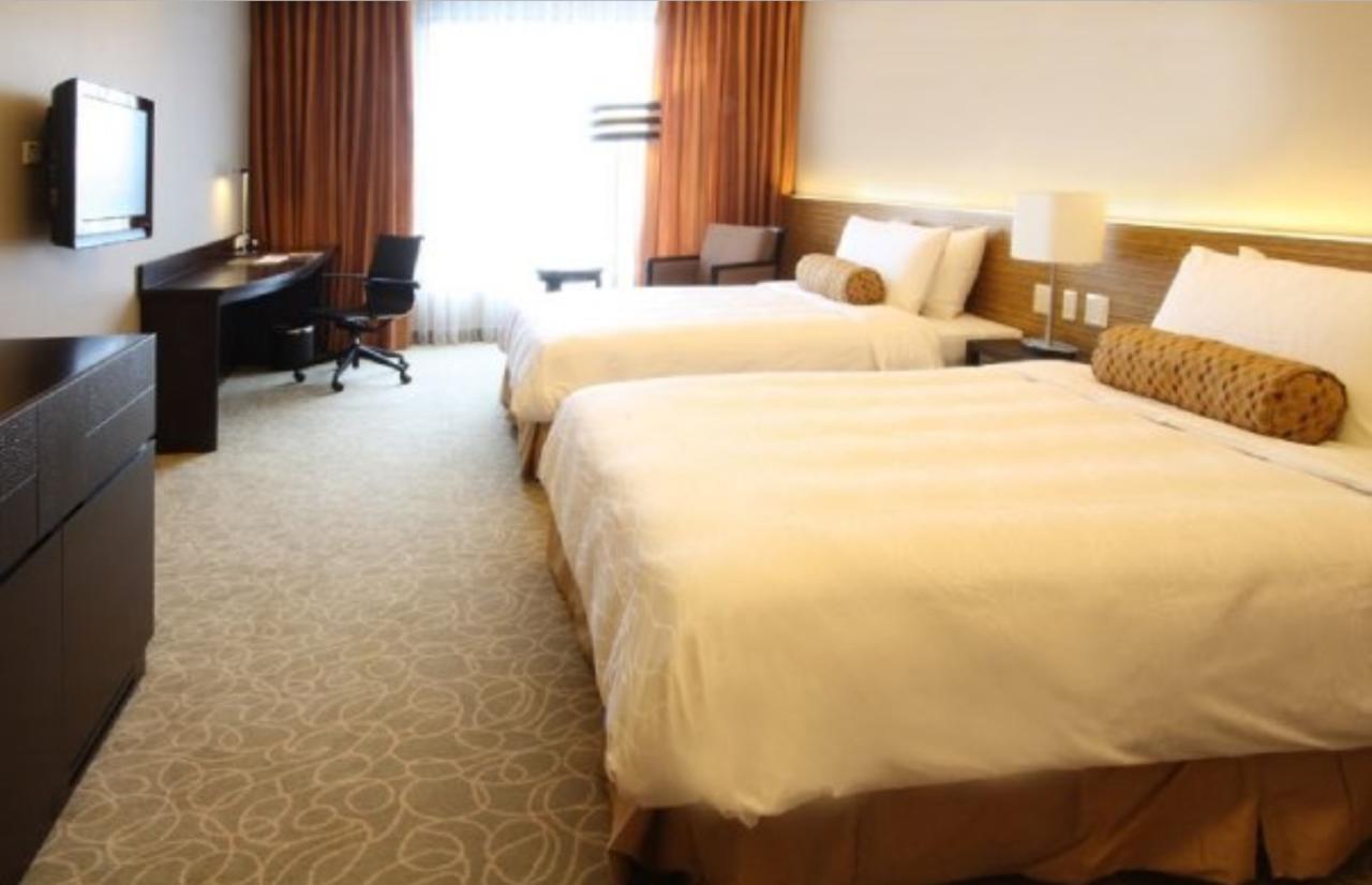 Hotel The Bellevue Manila Muntinlupa City Zewnętrze zdjęcie