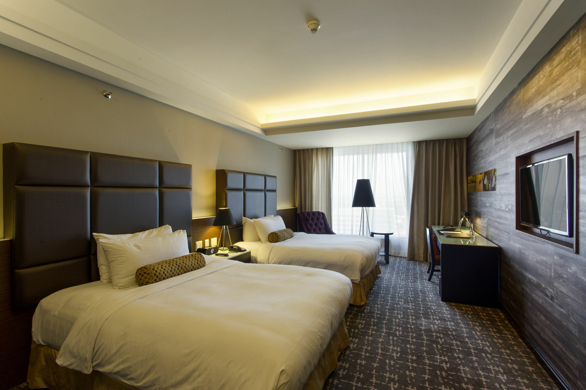 Hotel The Bellevue Manila Muntinlupa City Zewnętrze zdjęcie