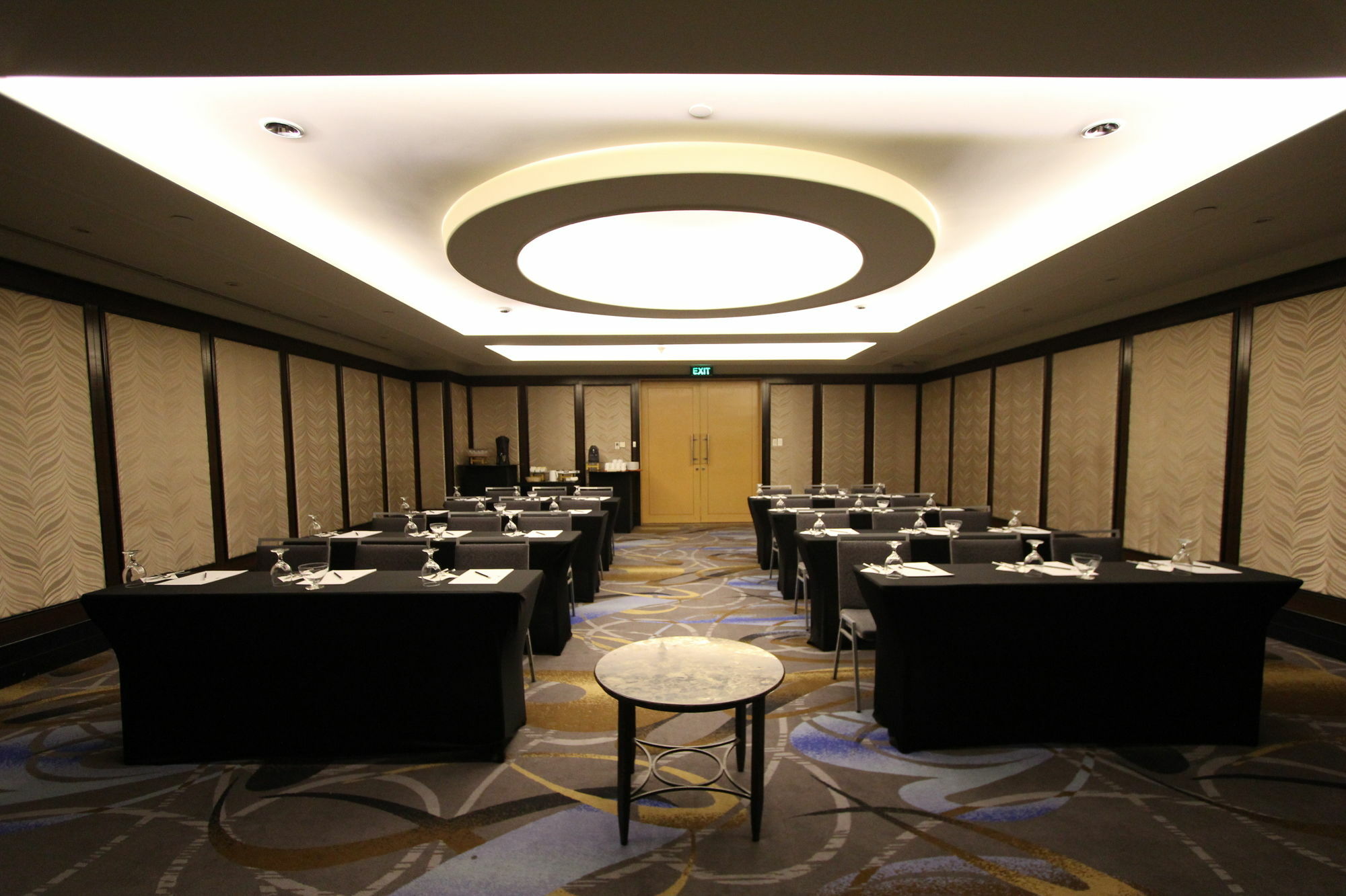 Hotel The Bellevue Manila Muntinlupa City Zewnętrze zdjęcie